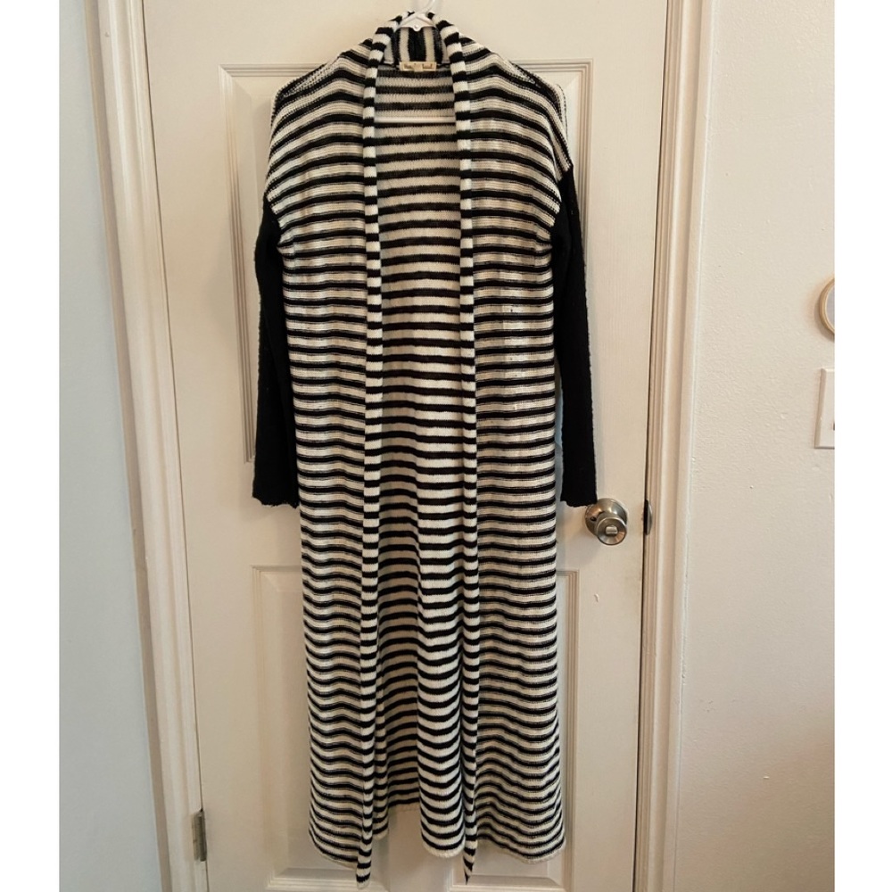 Black and white stripped midi cardigan. Size M